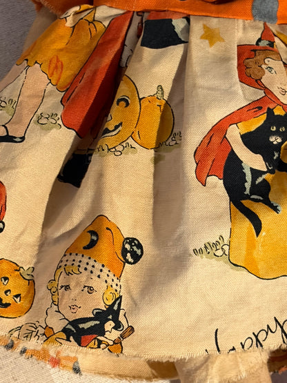 15" Annie in reproduction vintage trick or treat print