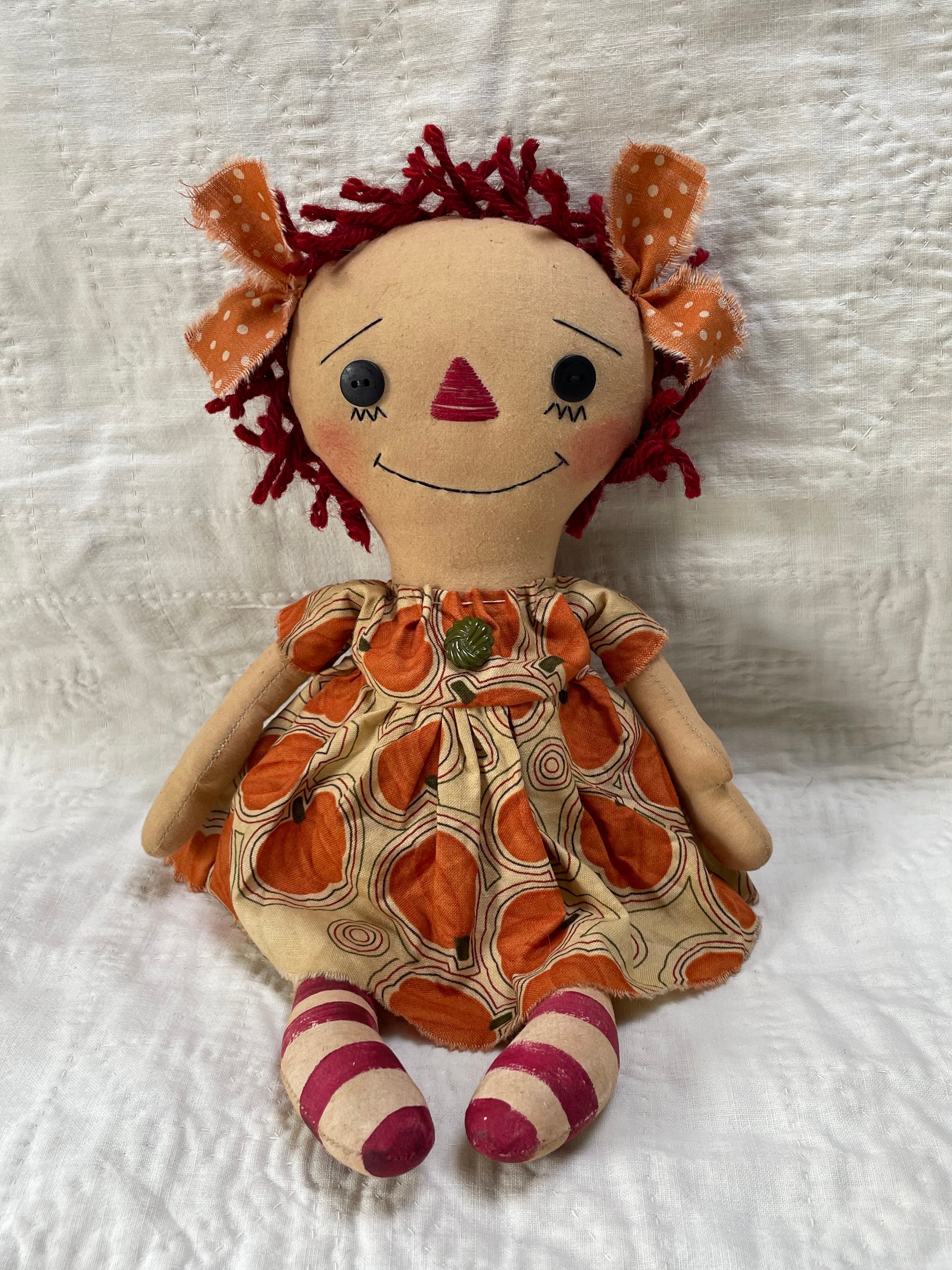 11" Annie Beige Pumpkin Print